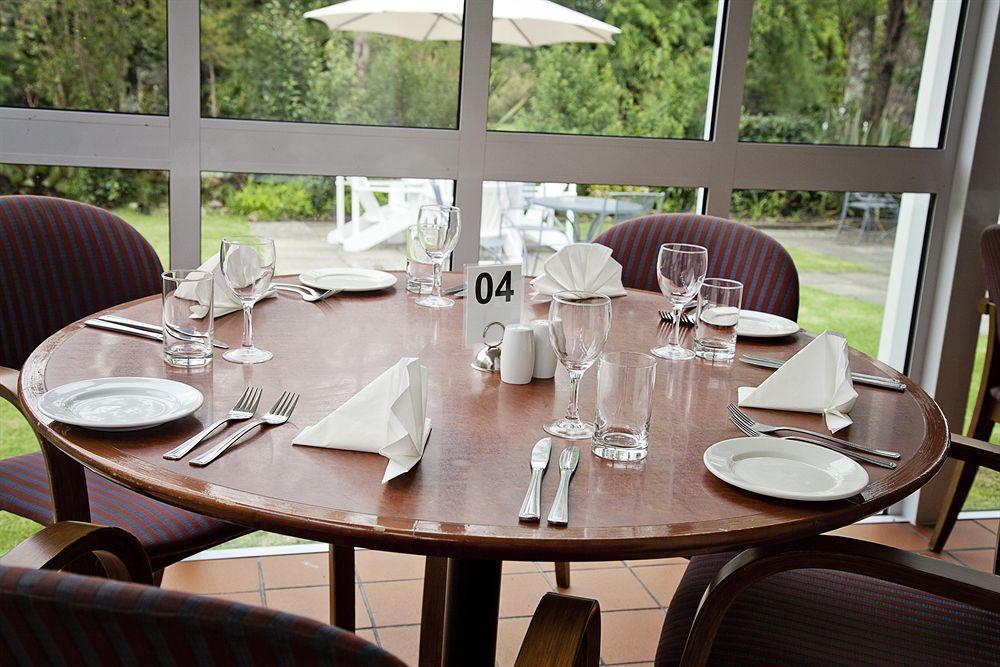 Discovery Settlers Hotel Whangarei Exterior photo