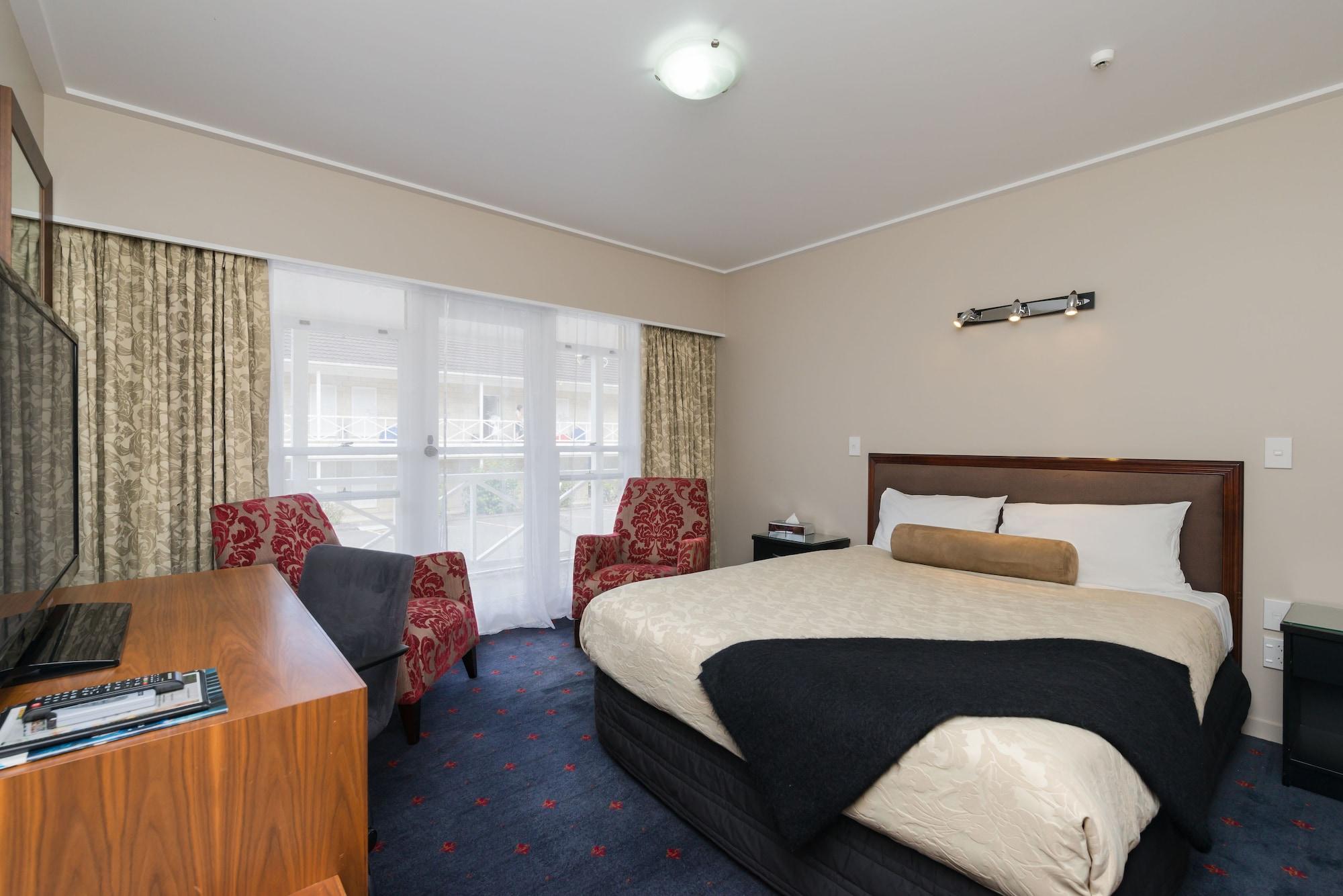 Discovery Settlers Hotel Whangarei Exterior photo